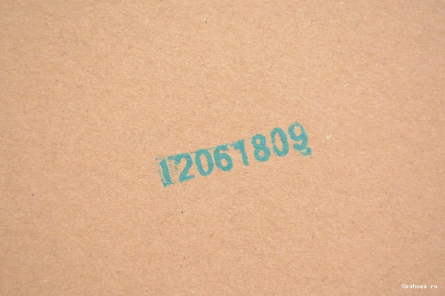 SE Jordan CQ7629-100  Mid Ehsani Melody  Fearless 1 1027